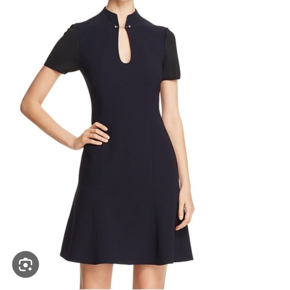 Elie Tahari Yuki Navy Blue Short Sleeve Dress - Picture 1 of 8
